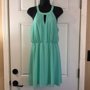 Monteau Los Angeles sleeveless dress